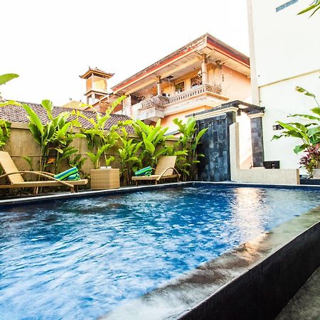 Luckys Guest House Kuta Lombok Dış mekan fotoğraf